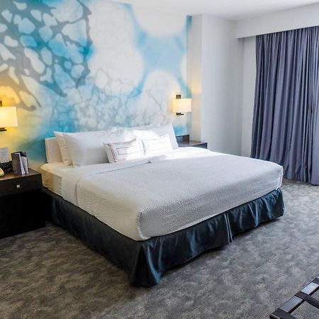Courtyard By Marriott San Luis Potosi Hotel Ngoại thất bức ảnh