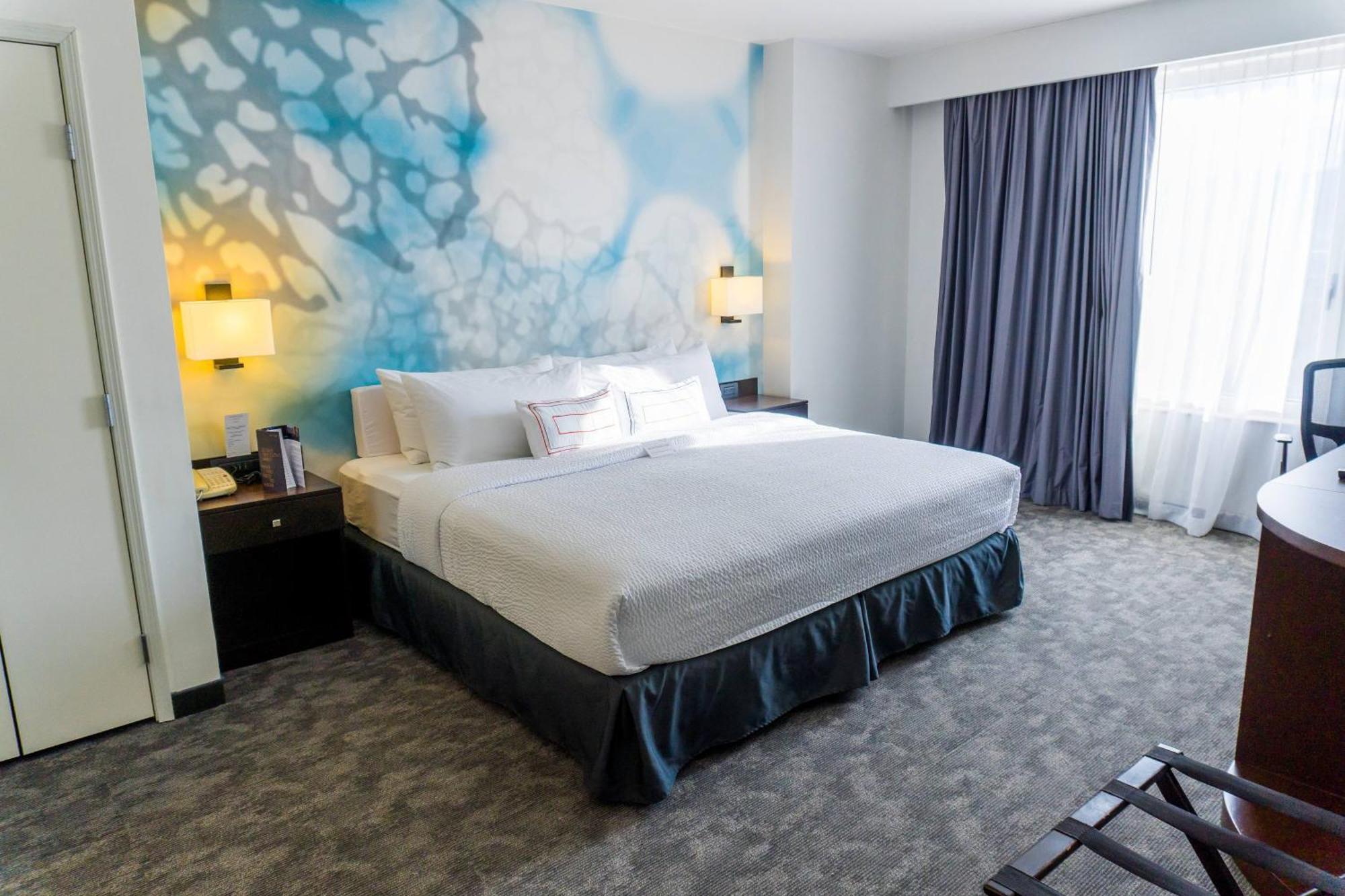 Courtyard By Marriott San Luis Potosi Hotel Ngoại thất bức ảnh